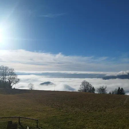 Planinski Dom Kal * Dol pri Hrastniku