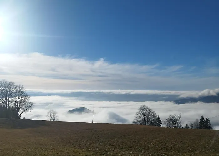 Planinski Dom Kal * Dol pri Hrastniku