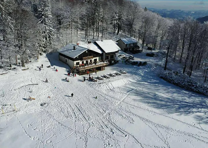 Planinski Dom Kal Апартаменты Dol pri Hrastniku